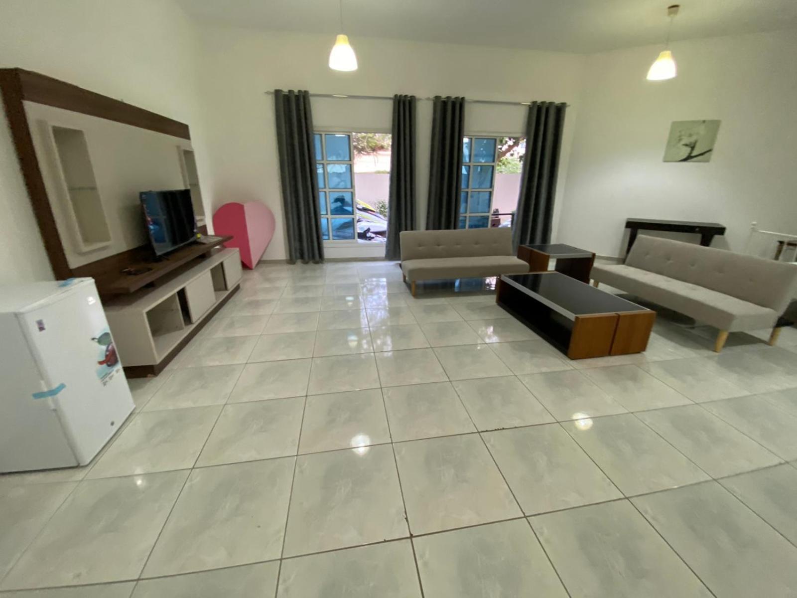 Comfortable Private Rooms In Compound Housing Дубай Экстерьер фото