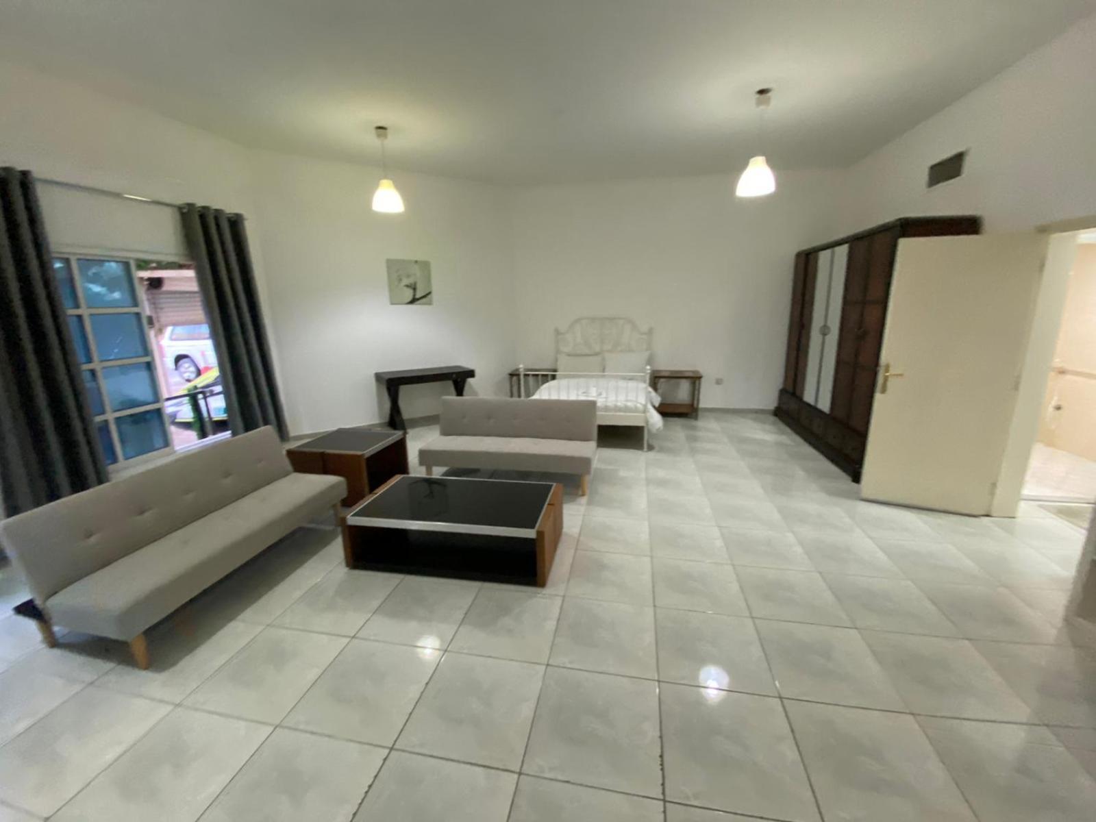 Comfortable Private Rooms In Compound Housing Дубай Экстерьер фото